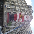 6 Whitcoulls Santa being erected - it s only Nov 13